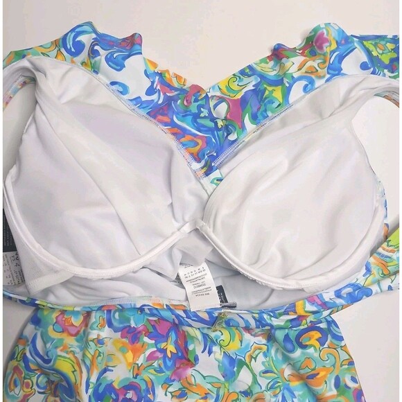 LAUREN Ralph Lauren Swimsuit Sz 8 Ruffle V-neck One Piece Multi Print - Picture 9 of 15